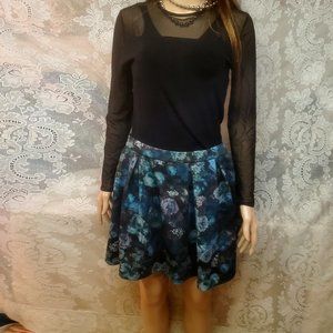 Express Flowered Mini Skirt Size L